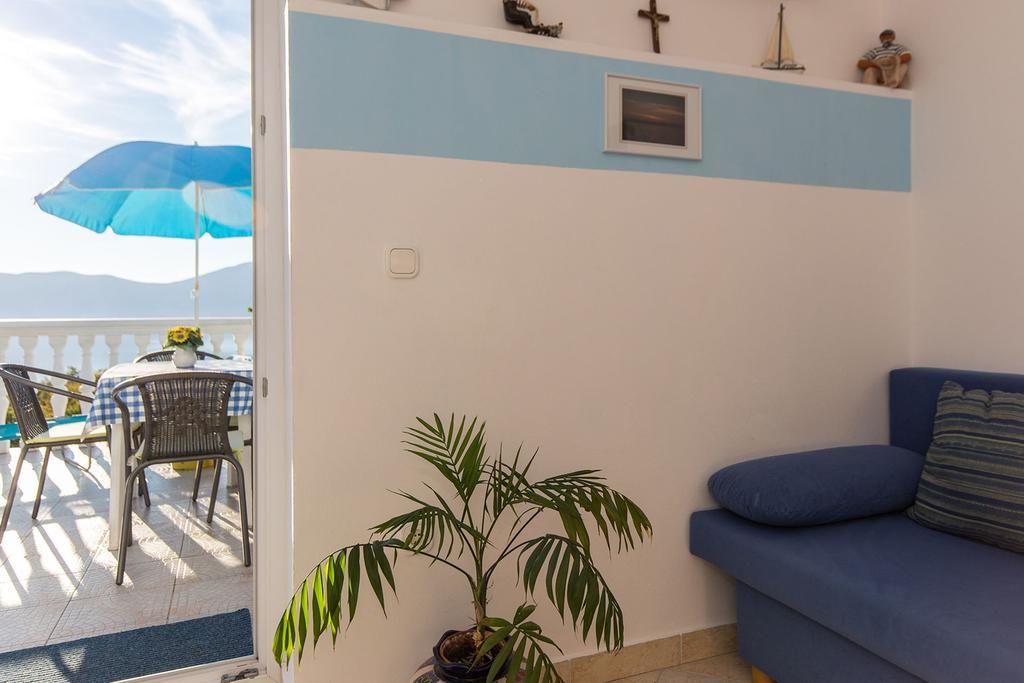 Apartments Juras Brzac エクステリア 写真