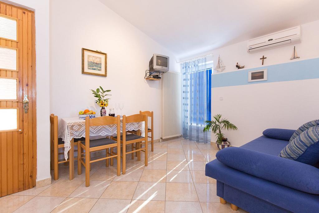 Apartments Juras Brzac エクステリア 写真
