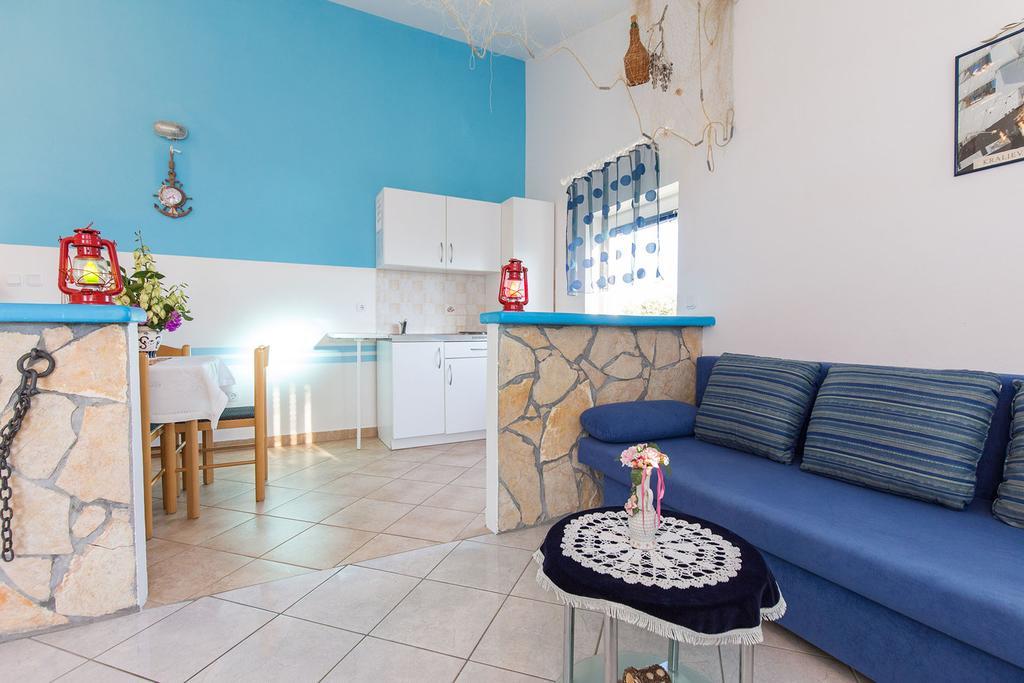 Apartments Juras Brzac エクステリア 写真